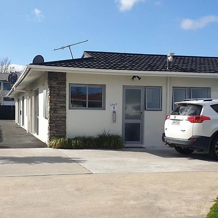 Rose Apartments Unit 1 Central Rotorua-Accommodation&Spa Buitenkant foto