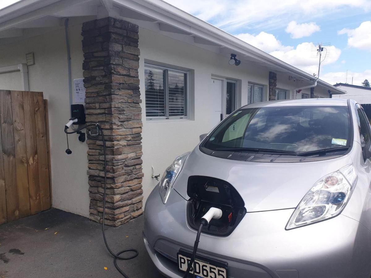 Rose Apartments Unit 1 Central Rotorua-Accommodation&Spa Buitenkant foto