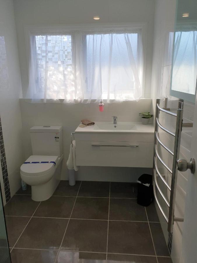 Rose Apartments Unit 1 Central Rotorua-Accommodation&Spa Buitenkant foto
